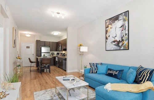 Carver City - Lincoln Gardens Apartment | Your Luxe Escape in Westshore Tampa 6270