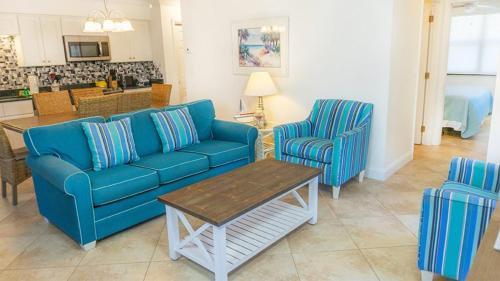Sanibel House | Your Perfect Getaway Awaits - Sanibel Island Villa with Private Beach - Pet Friendly - Signal Inn 11