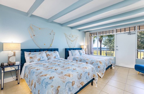 Ruskin Apartment | Your stay on the Bay! Unit 609