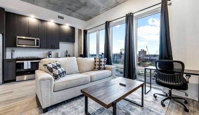 1BD in Channelside District | Perfect Remote Work