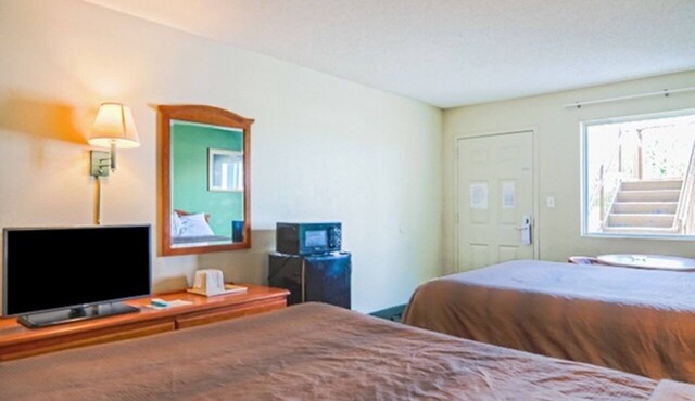 2 Accommodations near Turner County Fairground | 2 Queen Beds | Free Parking