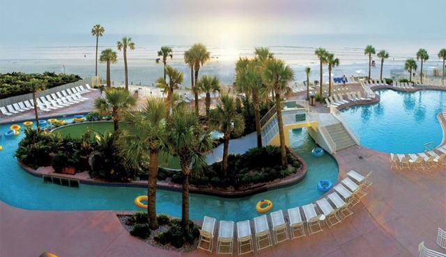 2 Bedroom Deluxe Condo on Daytona Beach, Sleeps 8, at Wyndham Ocean Walk Resort!