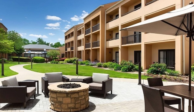 2 Posh Units in Whippany! Close to Morristown National Historical Park