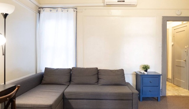 2BR Large, safe, Private 2082 Fr in Brooklyn