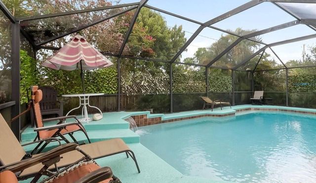 3BR Oasis w/Pool & Hot Tub – Family-Friendly Getaway