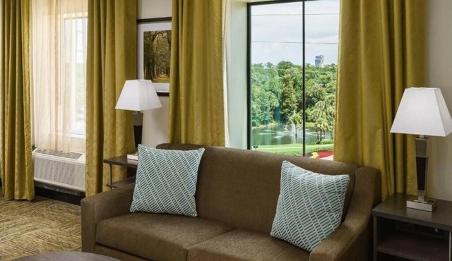 4 Bright Double Queen Studios | Kitchens & Pool | 2.4 mi to Disney Springs