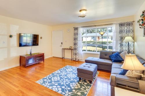 4 Mi to FSU! Family Gem w/Deck in Tallahassee