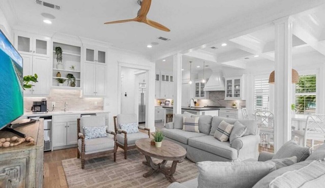 4BR Luxury Home with Private Heated Pool + Elevator | White Sand Escape