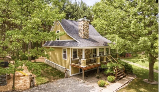 5 Bedrooms/2 baths Heated Pool,Private Beach Access & More