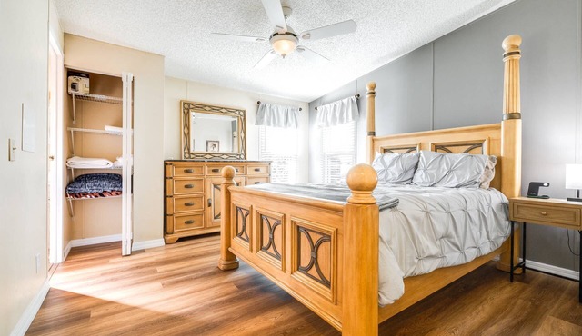 55+ Country Club Retreat | Golf Cart | 30-Night Minimum | Cypress Lakes Resort Living