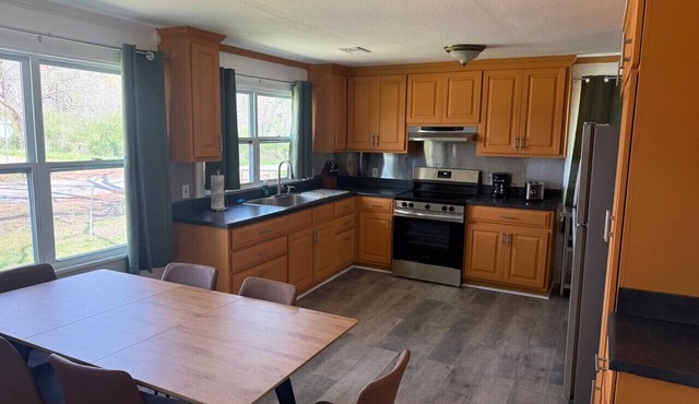 577 Cozy Farm House in Arabi GA
