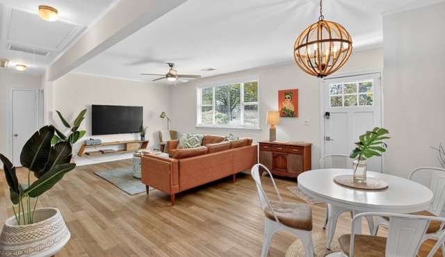 5BR Charleston Oasis w/Screened Porch for Groups