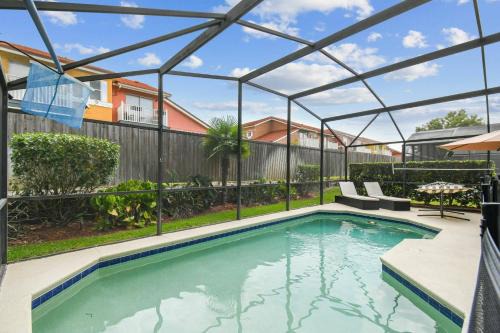 5BR Lake Berkley Home, Heated Pool