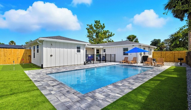 5BR Pool Theater Mini Golf | Good Morning Rentals