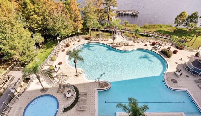 606 Lakefront Condo Near Disney & Epic Universe