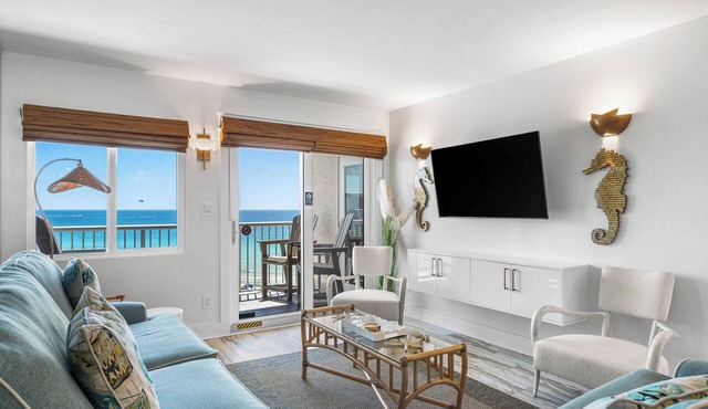 708 - Beautiful Gulf Views from the Top Floor, Free Beach Service