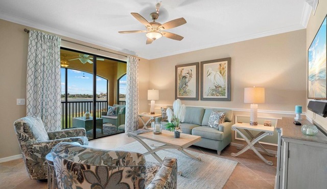 837 Bonita National Condo