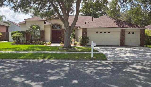 Accessible-Friendly Pool Retreat Extended Stay Welcome