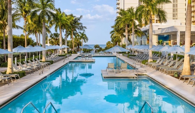 Amazing 2 Bedroom Marco Island, FL Marriott - Crystal Shores Resort