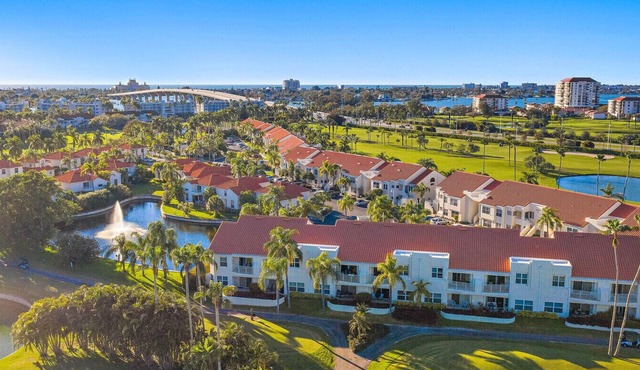 Amazing Island Living! Beautiful 2 Bed/2 Bath Condo at Isla Del Sol