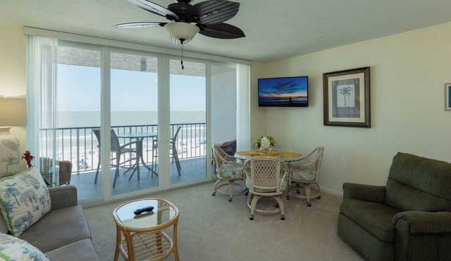 APOLLO 505 - Beach Front One Bedroom Condominium Reserve for Three Nights or Weekly!
