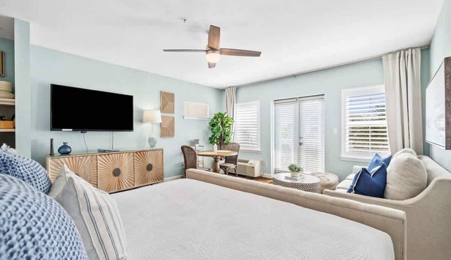 AviaVista | Gulf Views | Private Beach Access