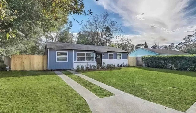 Awesome 3-bedroom house with AC in sunny Orlando