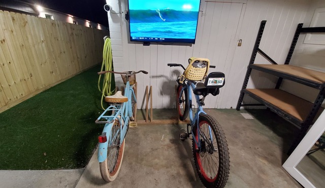 Awesome Backyard in Family Walking & Biking Neighborhood! UPDATED LIKE NEW!
