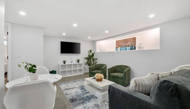 Baldwin Modern Heaven 2B 1BTH
