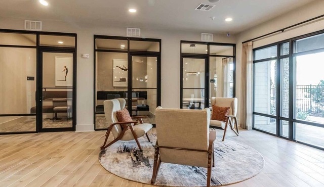 Bartram 2BD 1 - Two Bedroom Apartment, Sleeps 4