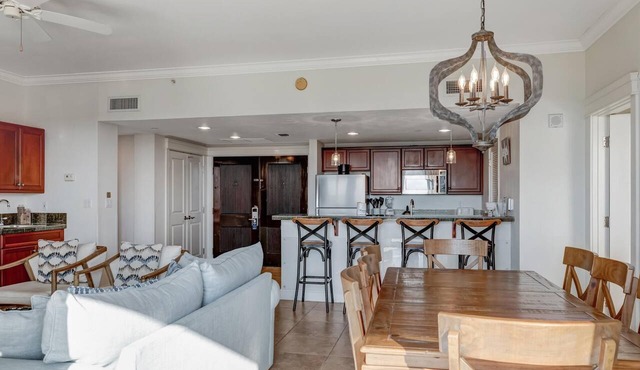 "Bayfront Bliss: 3BR | 3BA Penthouse with Breathtaking Views" at Sandestin Golf and Beach Resort!