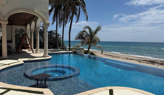 Beach Front Palm Beach Gorgeous Home Heated Pool Sleeps 10