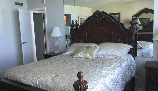 Beach retreat , a great getaway yet close to everything