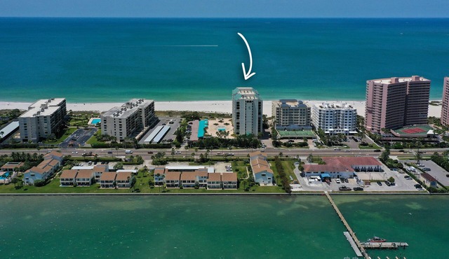 BEACH VACATION ON BEAUTIFUL SAND KEY CLEARWATER 3BR w/Private Beach Access