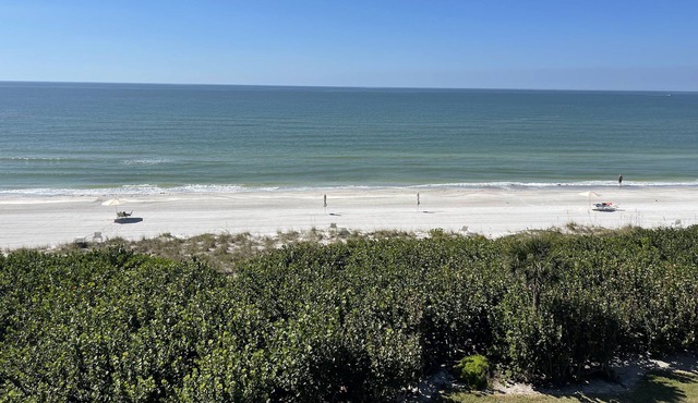 Beachfront Retreat, Near Sarasota and St. Armands