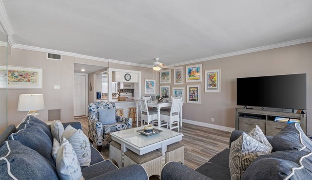 Beachside 2BR | Gulf Views & Upper-Level Balcony