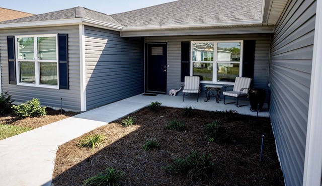 Beautiful 3/2 designer home