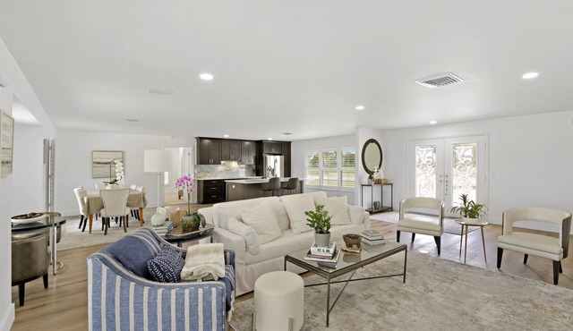 Beautiful 3 Bed, 2 Bath Golf Course Home
