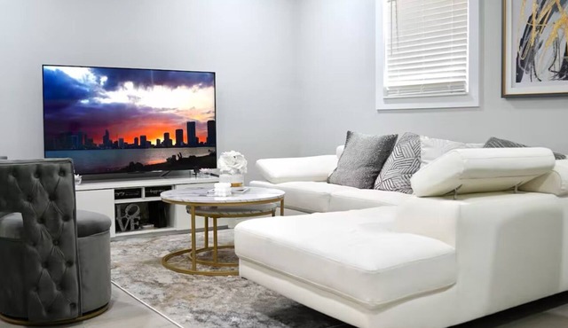 Beautiful 4-bedroom house in gorgeous St. Petersburg.