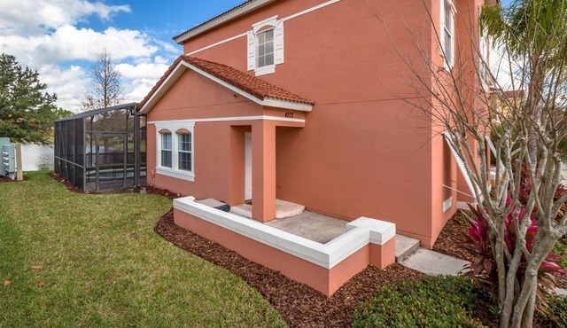 Beautiful 4 Bedroom Townhouse Near Disney!