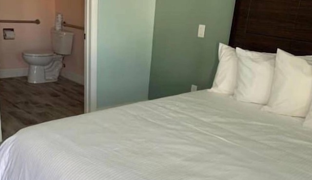Beautiful Daytona Beach Suite (HANDICAP ACCESSIBLE)!