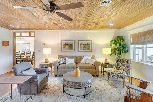 Beautiful Georgia Farmhouse Rental w/Patio
