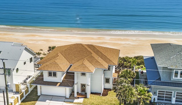 Beautiful Oceanfront 4BR: Private Beach Access - 2 Night Minimums