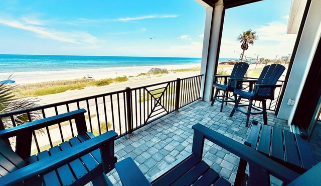 Beautiful Ocean front house with pool in Flagler Beach