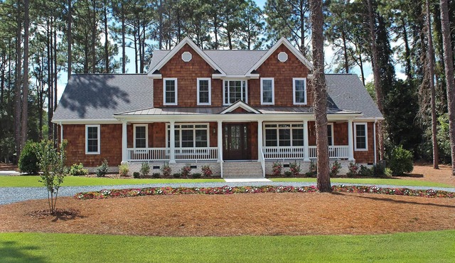 Beautiful recently constructed luxury home located 1 mile from Pinehurst #2. in Pinehurst