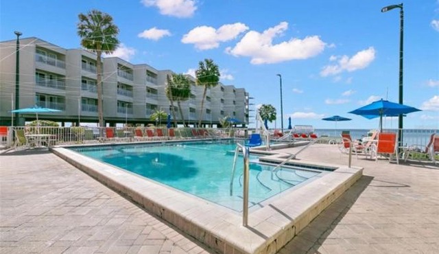 Beautiful Two Bedroom, Two Bath Condo at Sailport