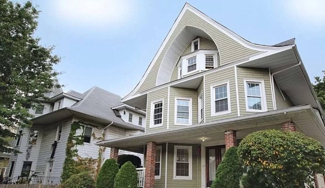 Beautiful Victorian House NYC!! entire first floor
