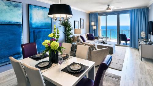 Best Vacation Escape Free Beach Service Come Relax Book Now!