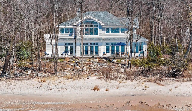 Blue Beech Estate- Beautiful Waterfront Estate!