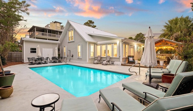 Blue Mountain Beach House, Private Pool
